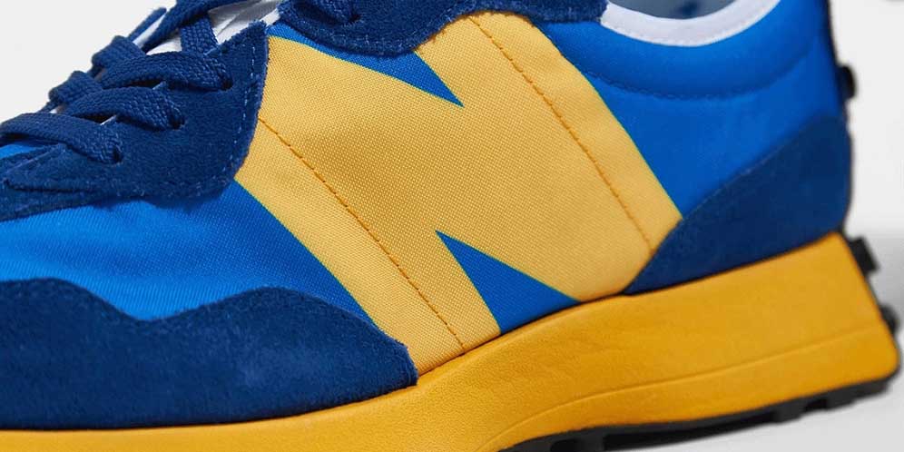 Kombinasi Biru Kuning  di New Balance 327 LAzone id